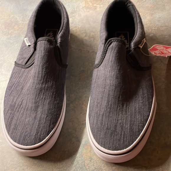 NWT vans slip on grey grain . - Picture 2 of 4